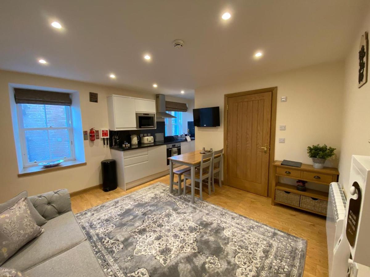 Waverley Inn Holiday Apartments Inverness Room photo