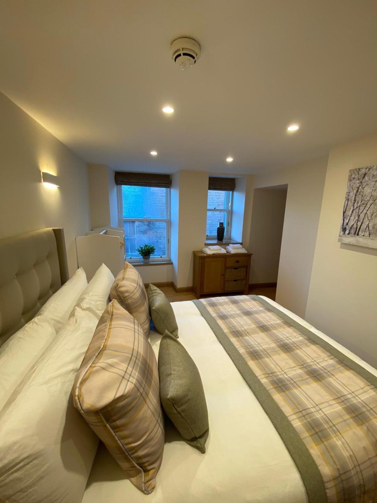 Waverley Inn Holiday Apartments Inverness Room photo